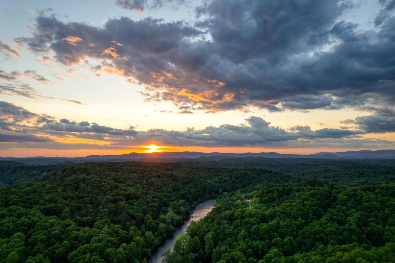 Trout N' About Your Blue Ridge Mountains Retreat, Hot Tub + Game Room! Эллиджей Экстерьер фото