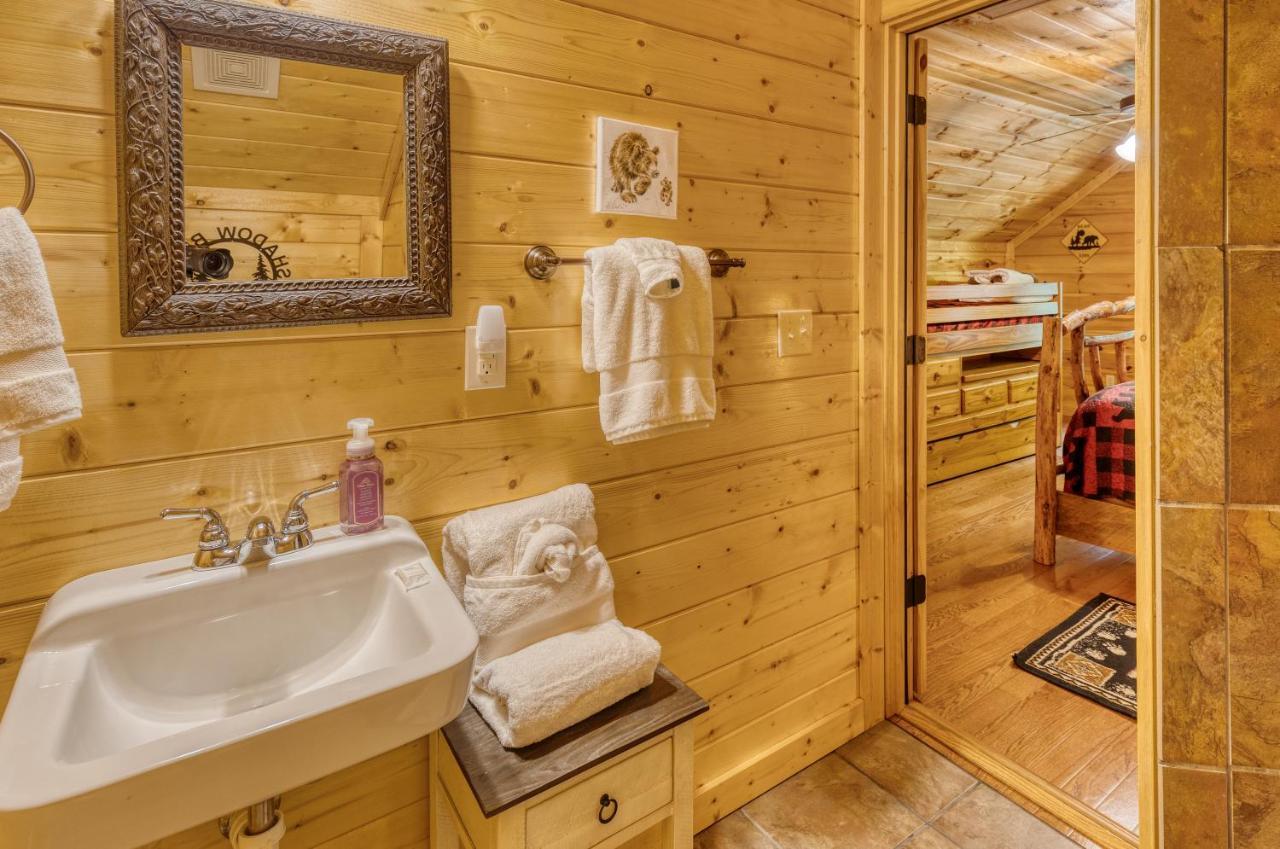 Trout N' About Your Blue Ridge Mountains Retreat, Hot Tub + Game Room! Эллиджей Экстерьер фото